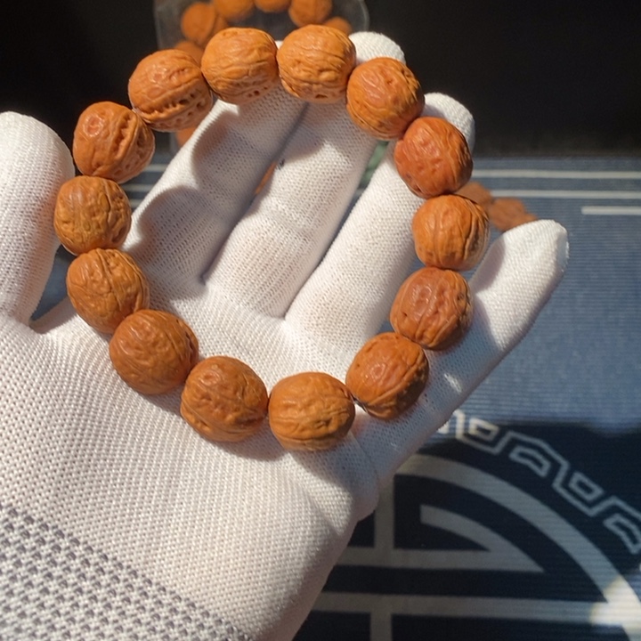 文玩核桃手串……3