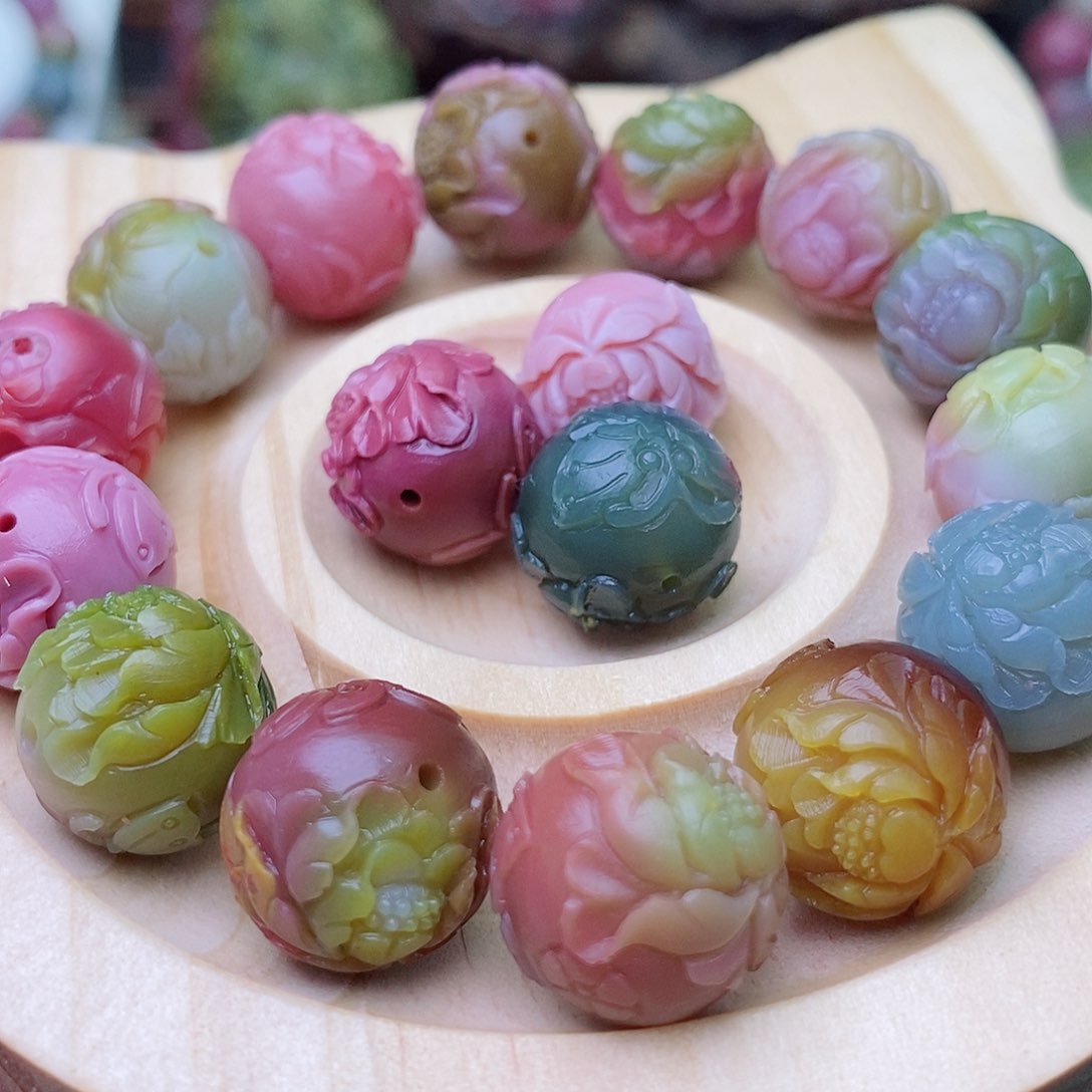 玛瑙/玉髓珠宝奇石未镶嵌阿*莎盐源玛瑙定制