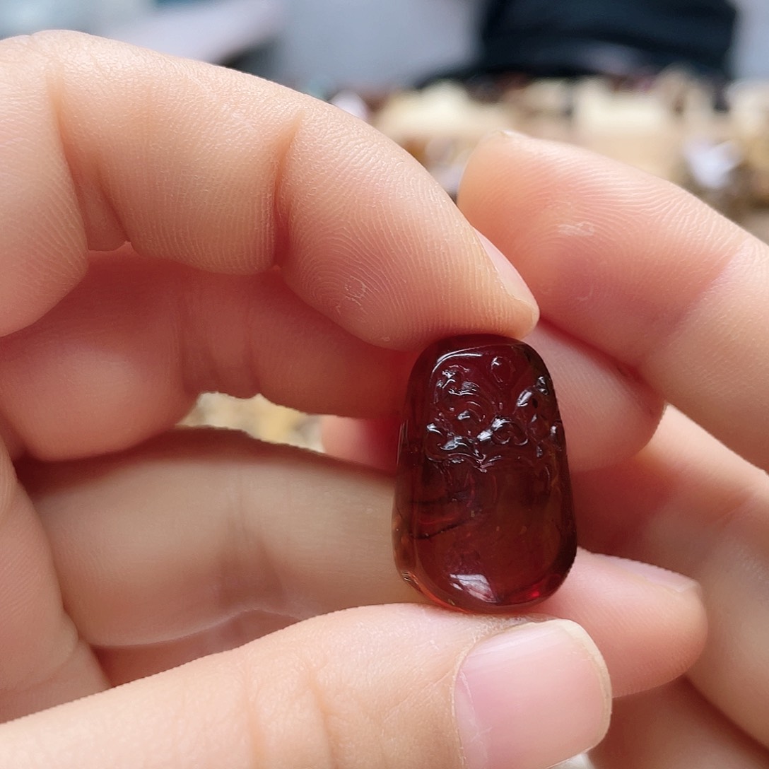 琥珀裸石未镶嵌大