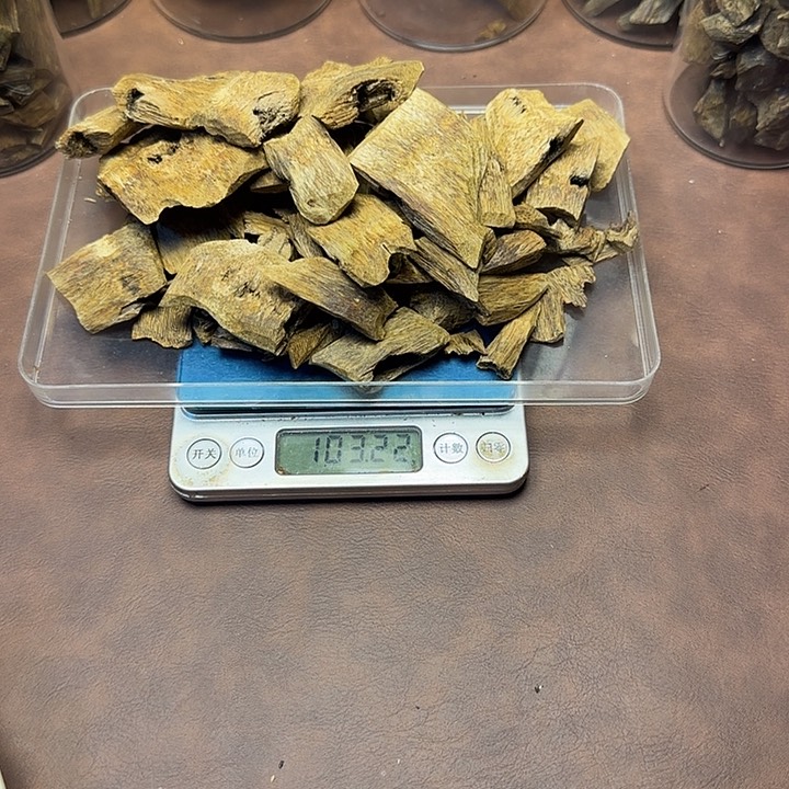 沉香沉香碎屑F****r香料