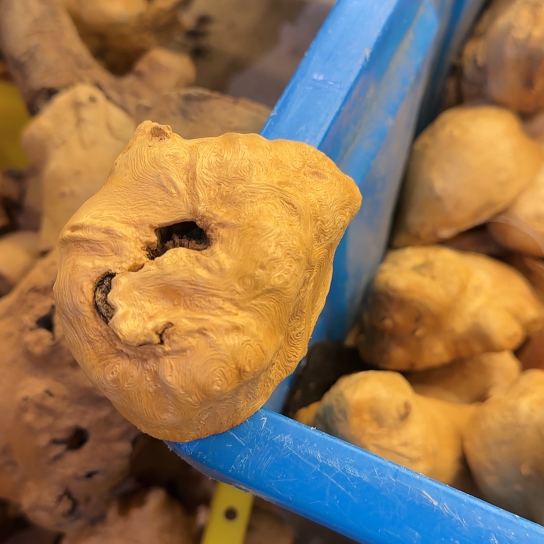 荔枝木必*下荔枝树香炉香炉香炉加工