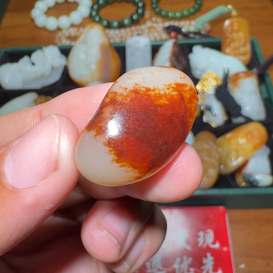 和田玉颈饰未镶嵌王*