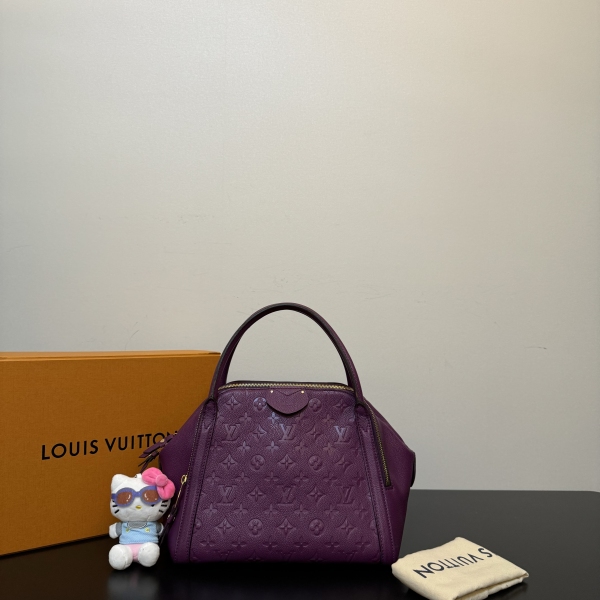 妃鱼/路易威登/95新/包包/市场价16900/250116RN0023