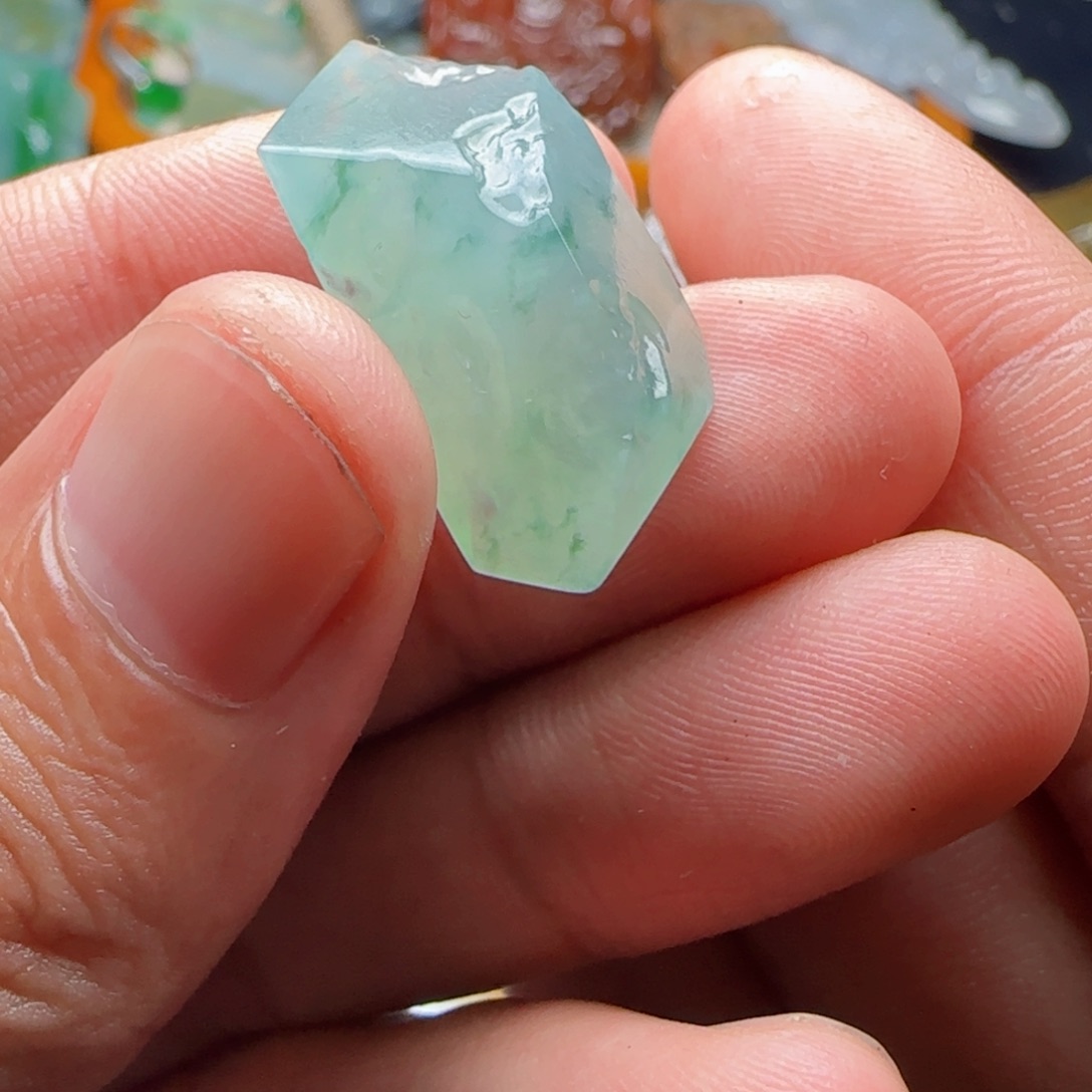 定制翡翠未镶嵌不包工