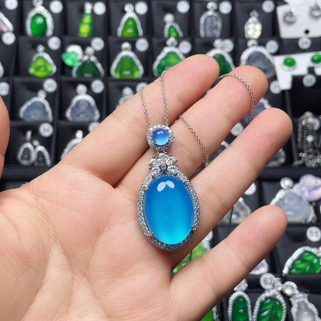 玛瑙/玉髓颈饰合金