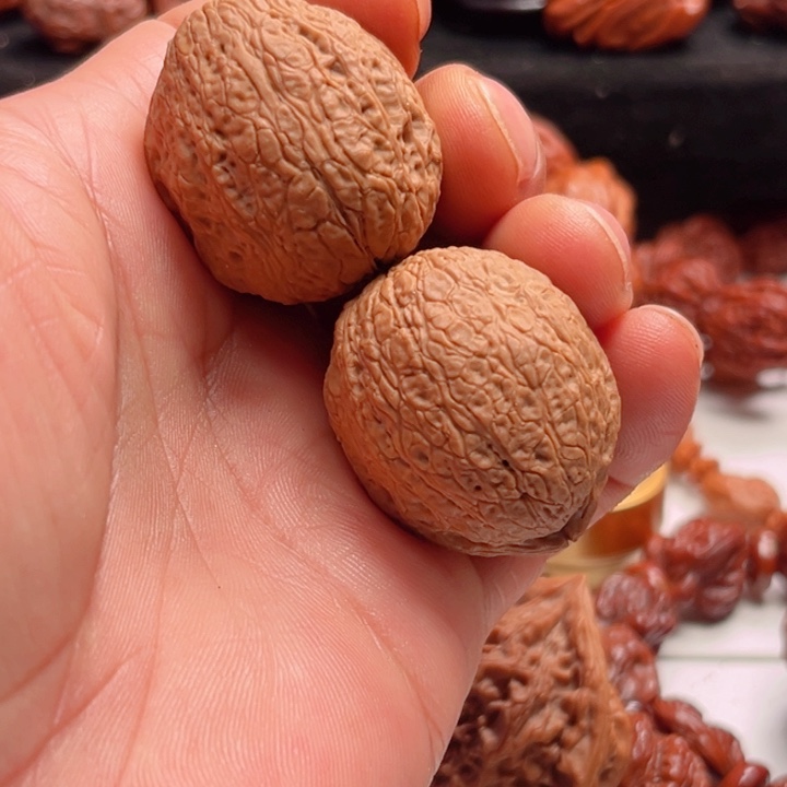 把件文玩核桃野生树皮纹