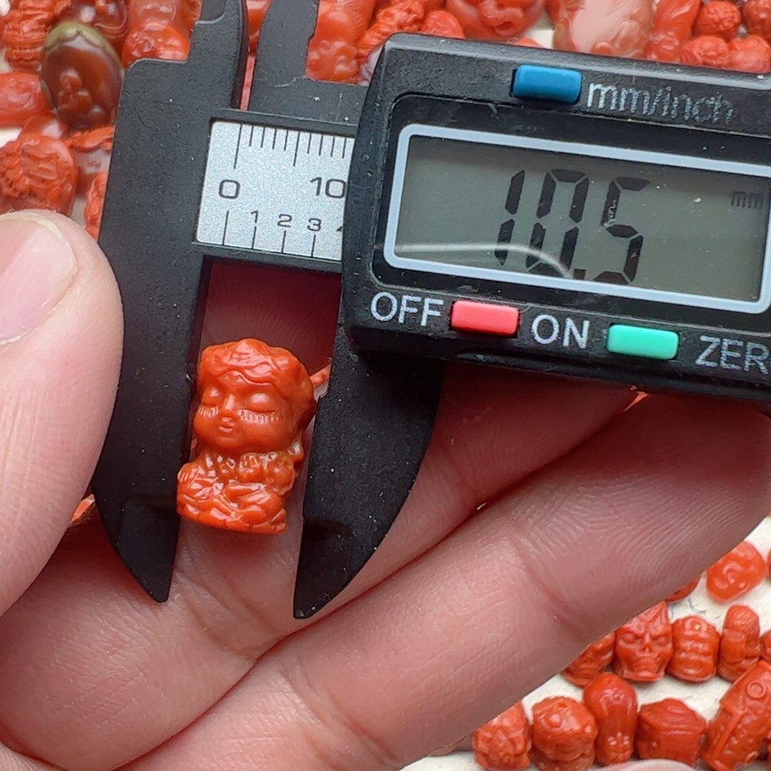 南红玛瑙配饰未镶嵌