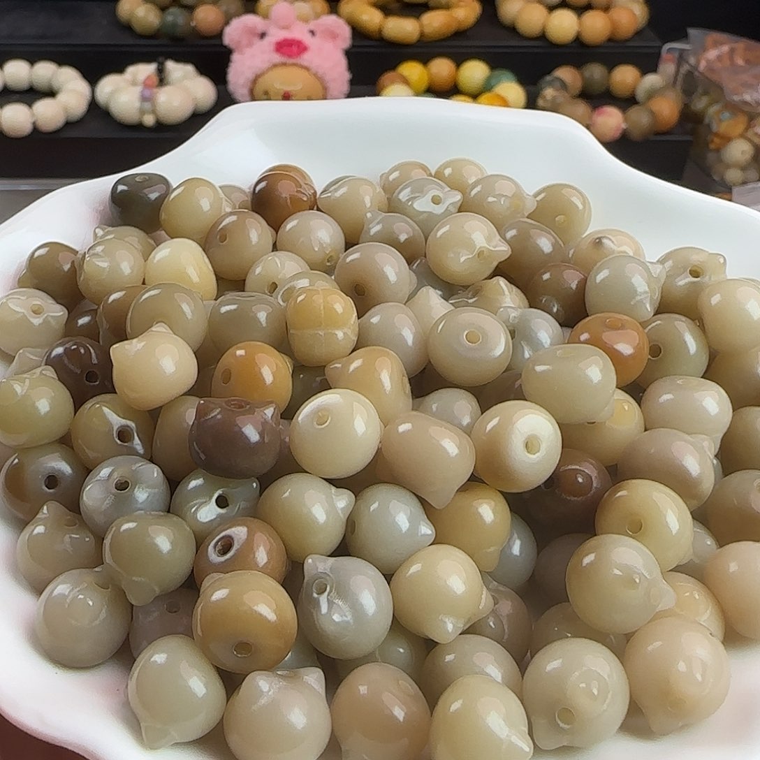 吊坠菩提根/象牙果卡12灰月光猫头30颗
