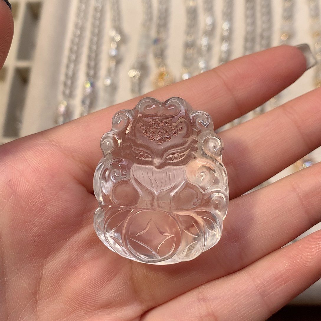 未镶嵌吊坠(赠链)水晶心*～