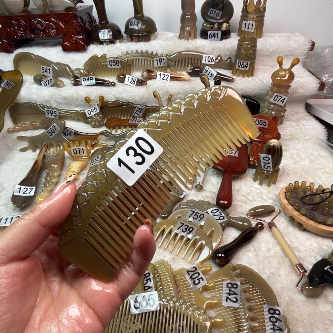 用***4牛角牛角牛角牛角梳