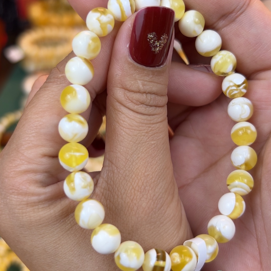 琥珀裸石未镶嵌ijjhhhbhhjjnm