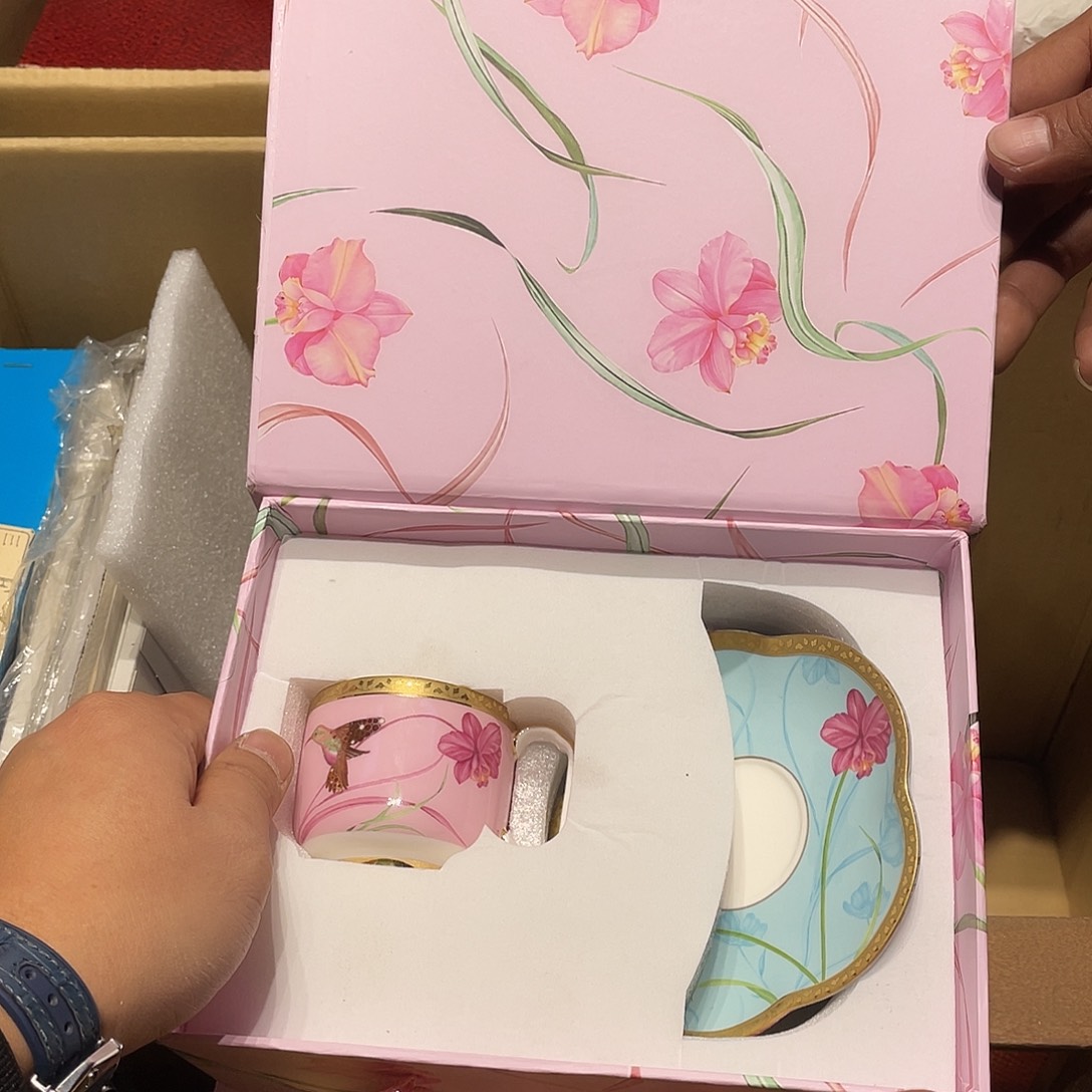 三***英中古物品，谨慎参拍