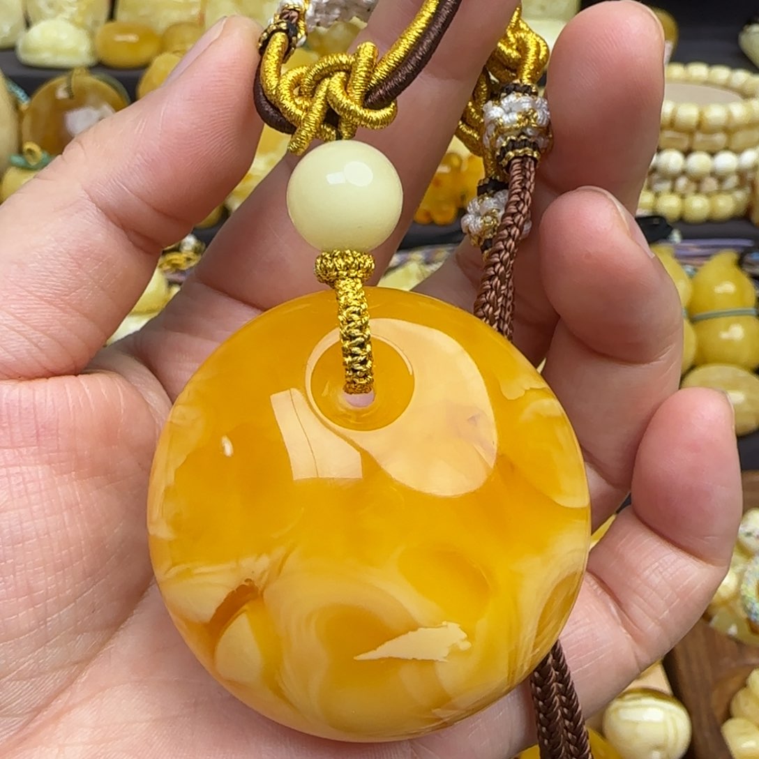 琥珀套链未镶嵌焦皮料溶洞妖花蜜蜡公主扣