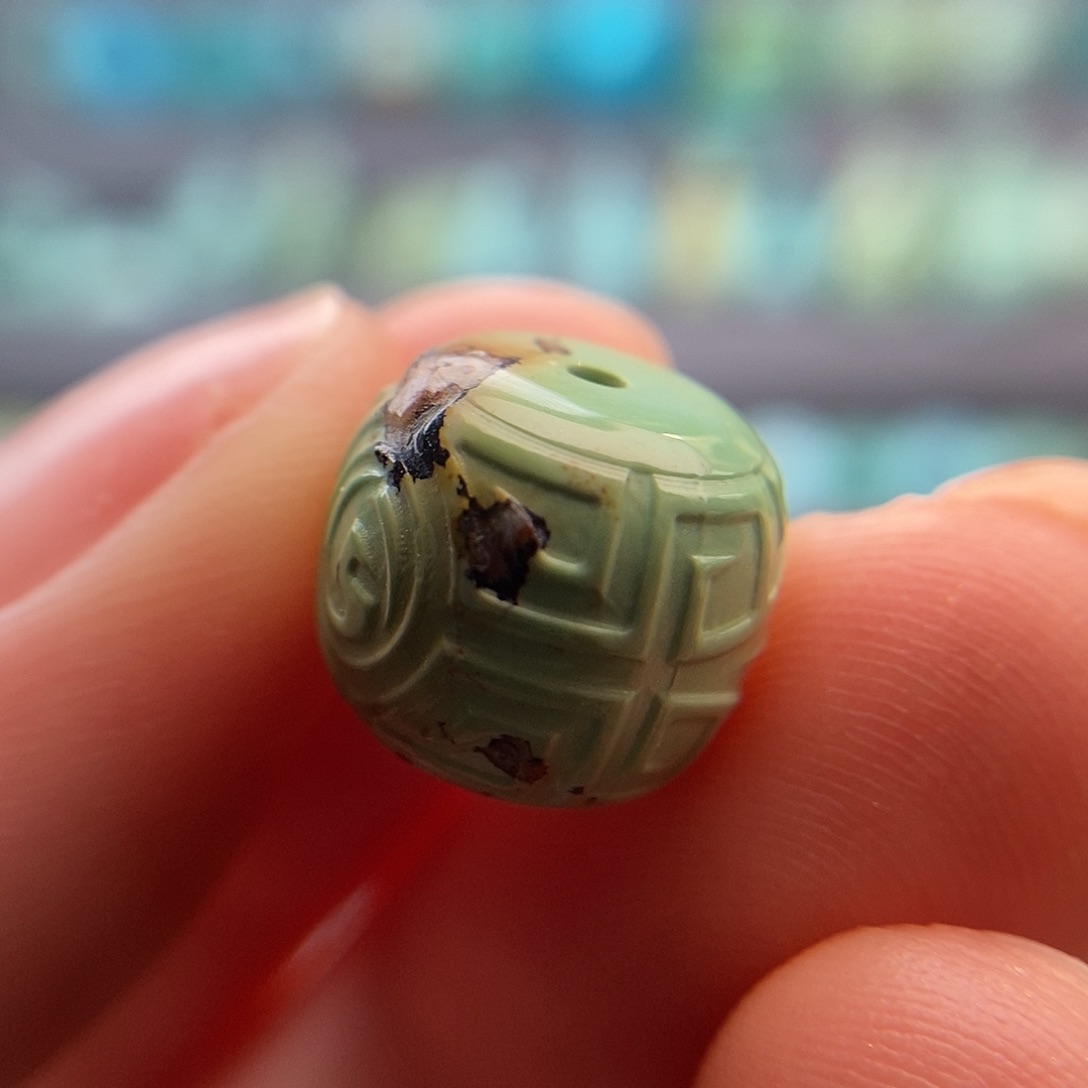 绿松石未镶嵌博古墩子微瑕11.8mm