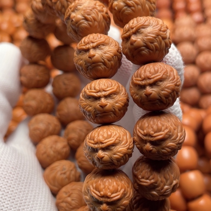 猴头核桃吊坠等****你斗战胜佛