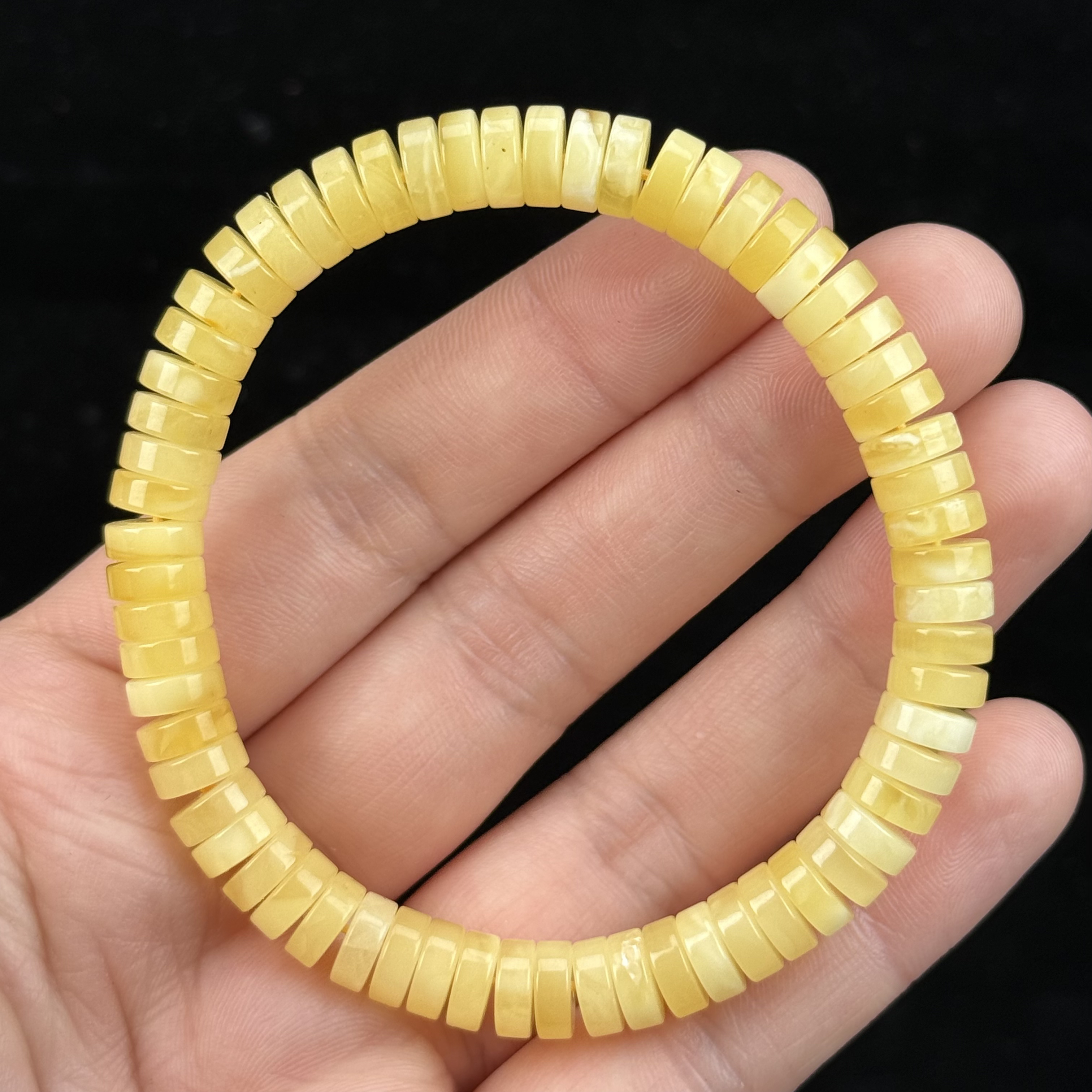 G1451天然蜜蜡药片 7.6mm 8.1克