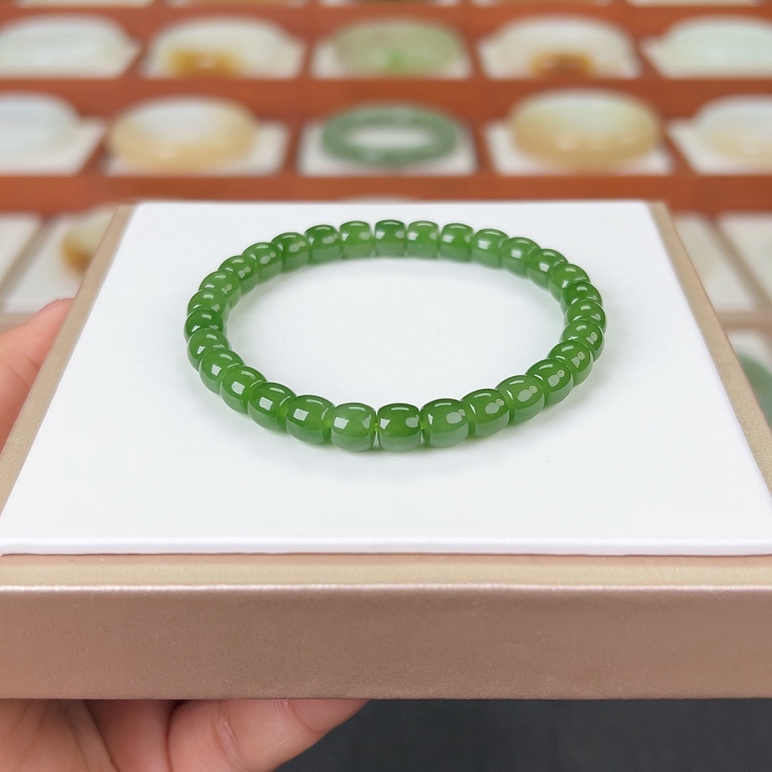 未镶嵌和田玉手串果绿直切