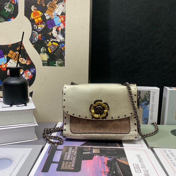 90新 COACH/蔻驰 22075斜挎包18*14