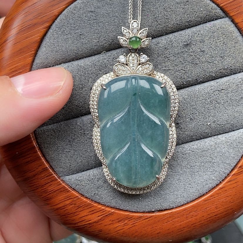 【闪购商品】翡翠颈饰银S925镶嵌?****?兮兮