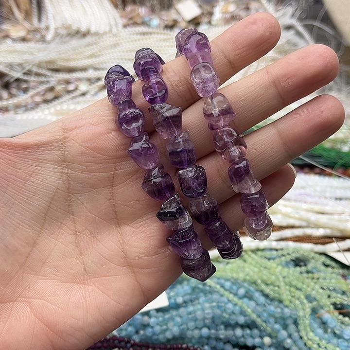 未镶嵌玛瑙/玉髓珠宝半成品一条紫萤石雕刻珠手串