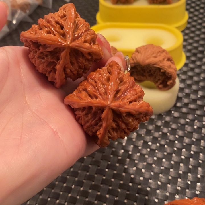 文玩核桃吊坠星*哥工艺