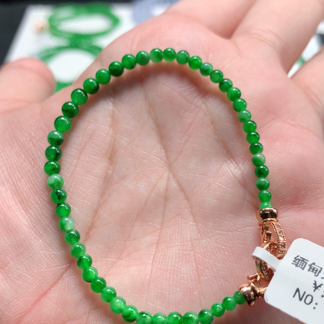 翡翠未镶嵌手链翡翠