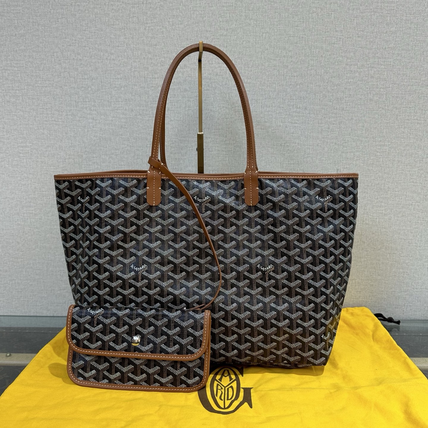 99新 Gaoy/戈雅 棕色Y字满印中号托特子母购物袋 24273