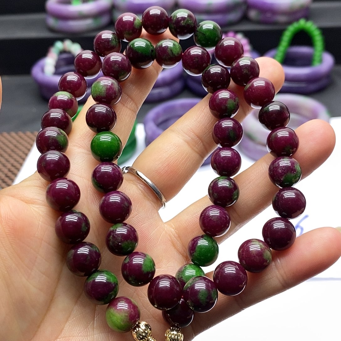 项链未镶嵌石英质玉