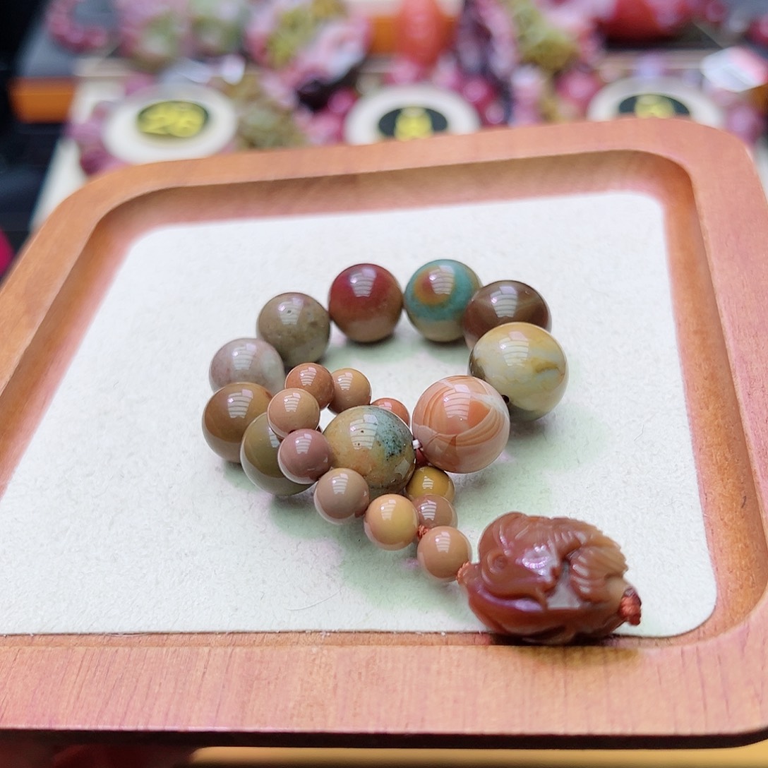 石英质玉盐源玛瑙定制未镶嵌