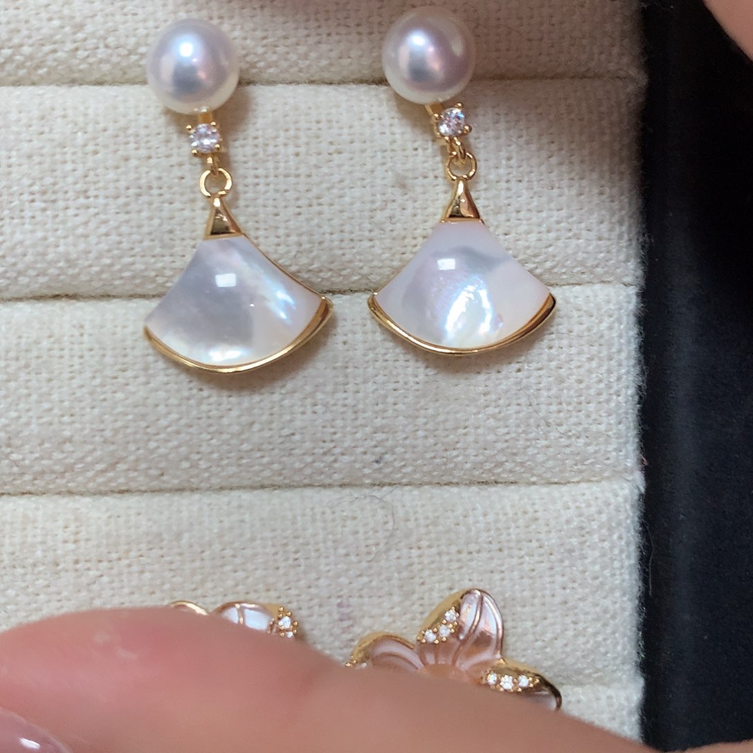 淡水珍珠耳饰合金