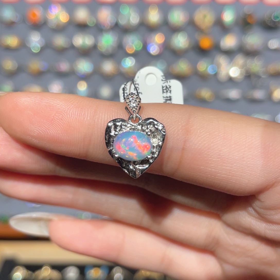 欧泊欧泊吊坠银S925镶嵌