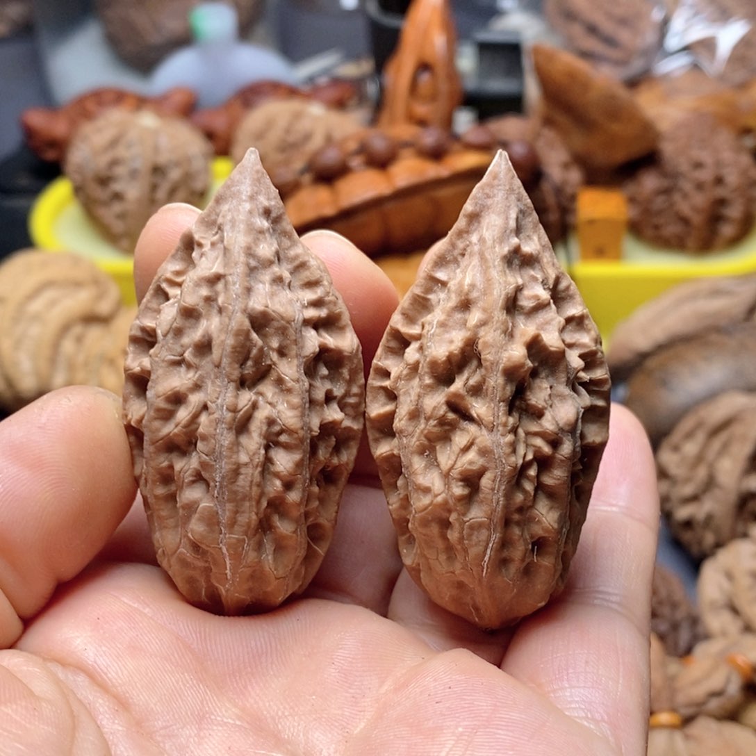 文玩核桃吊坠核桃90