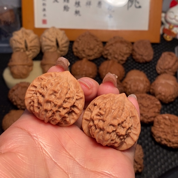 文玩核桃把件j****丶34野生
