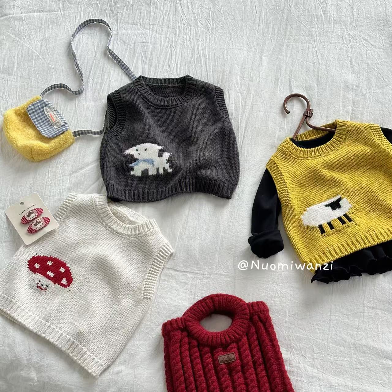 【现货】儿童韩版百搭卡通背心毛衣（秋款）WZJ-53008