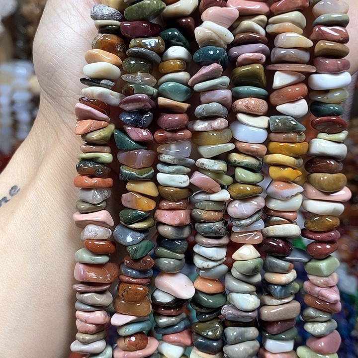 玛瑙/玉髓未镶嵌珠宝半成品天然阿拉善一条