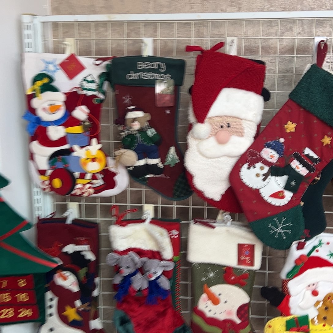 是****毛绒圣诞小熊袜子