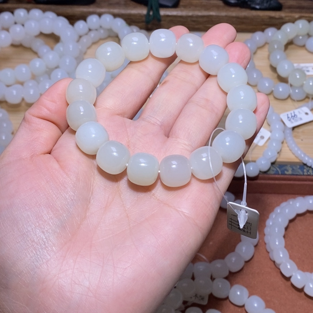 和田玉手串未镶嵌标****013老型