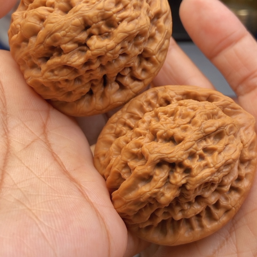 【闪购商品】文玩核桃把件46金公子