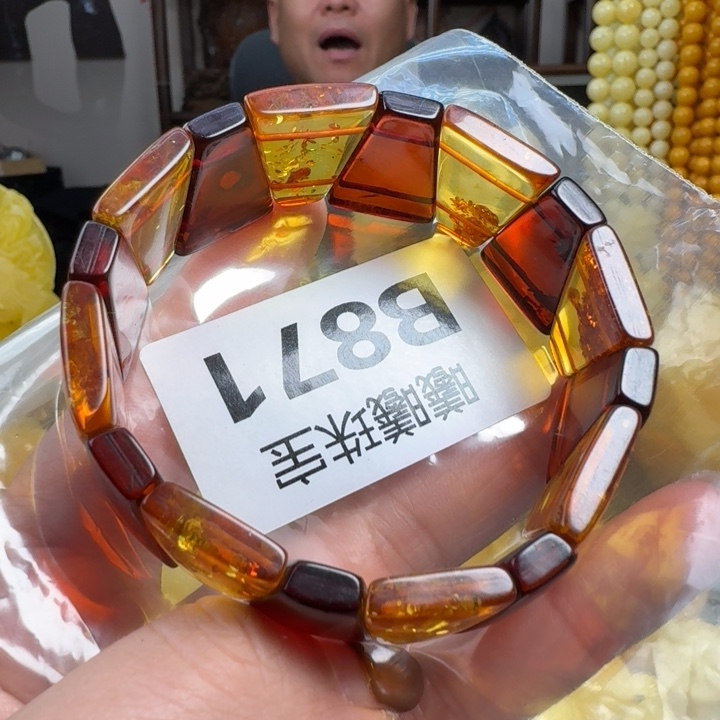 琥珀珠宝奇石未镶嵌多样性发其一
