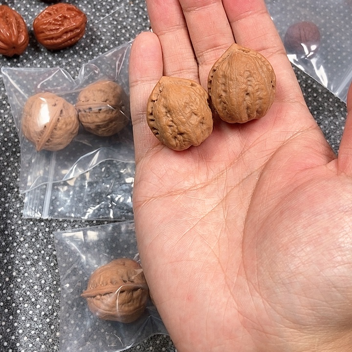 文玩核桃吊坠小佛肚plus