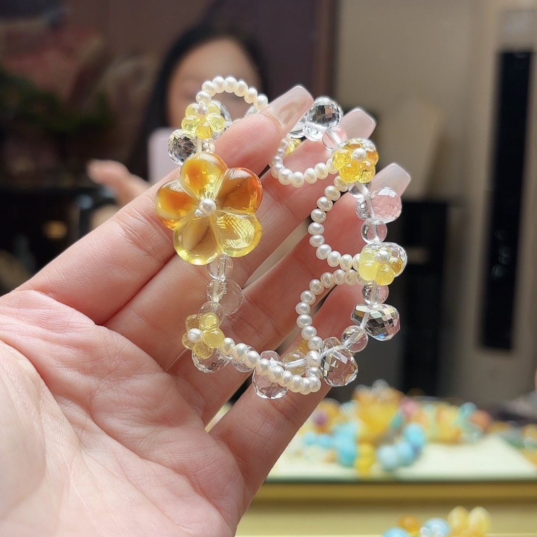 *****未镶嵌颈饰琥珀琥珀