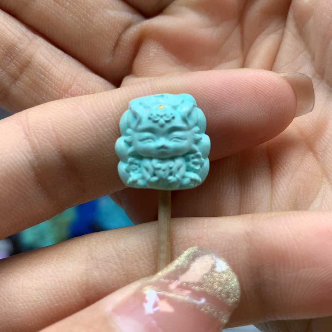 绿松石配饰未镶嵌