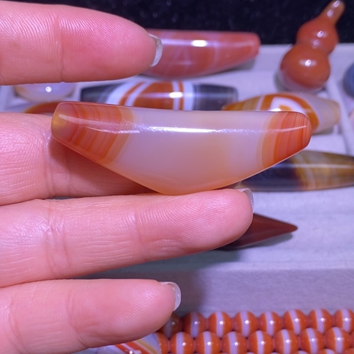 玛瑙/玉髓未镶嵌颈饰