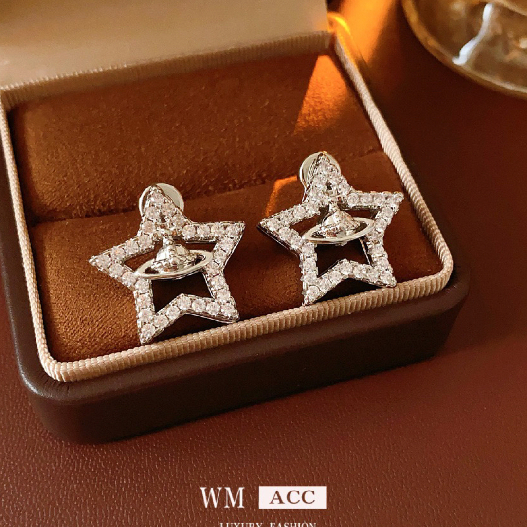 铜合金耳饰 高级感锆石土星气质百搭耳钉时尚精致个性星星耳饰