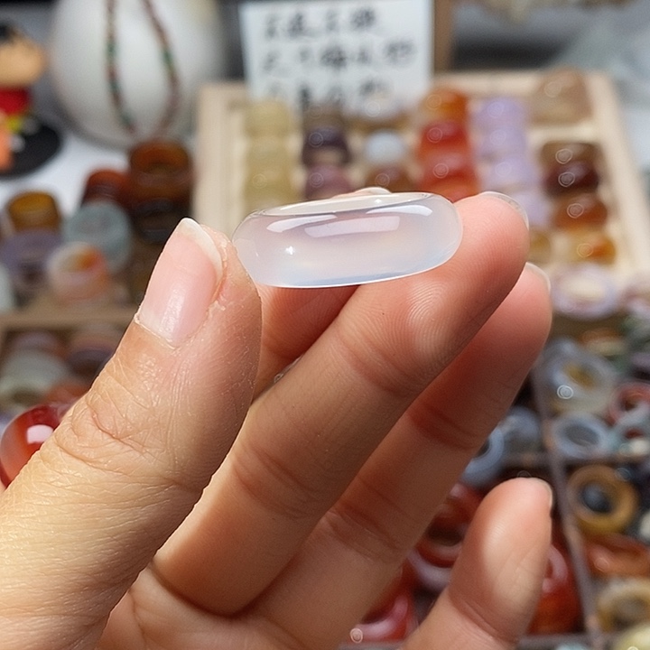 玛瑙/玉髓未镶嵌戒指B18不退换港17内径18.2