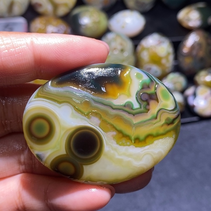 玛瑙/玉髓未镶嵌珠宝奇石9