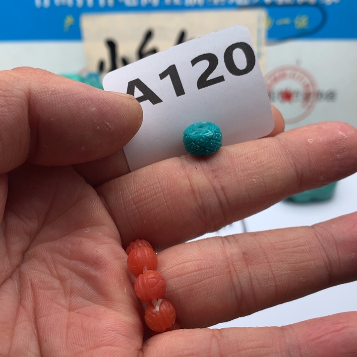 绿松石未镶嵌珠宝奇石