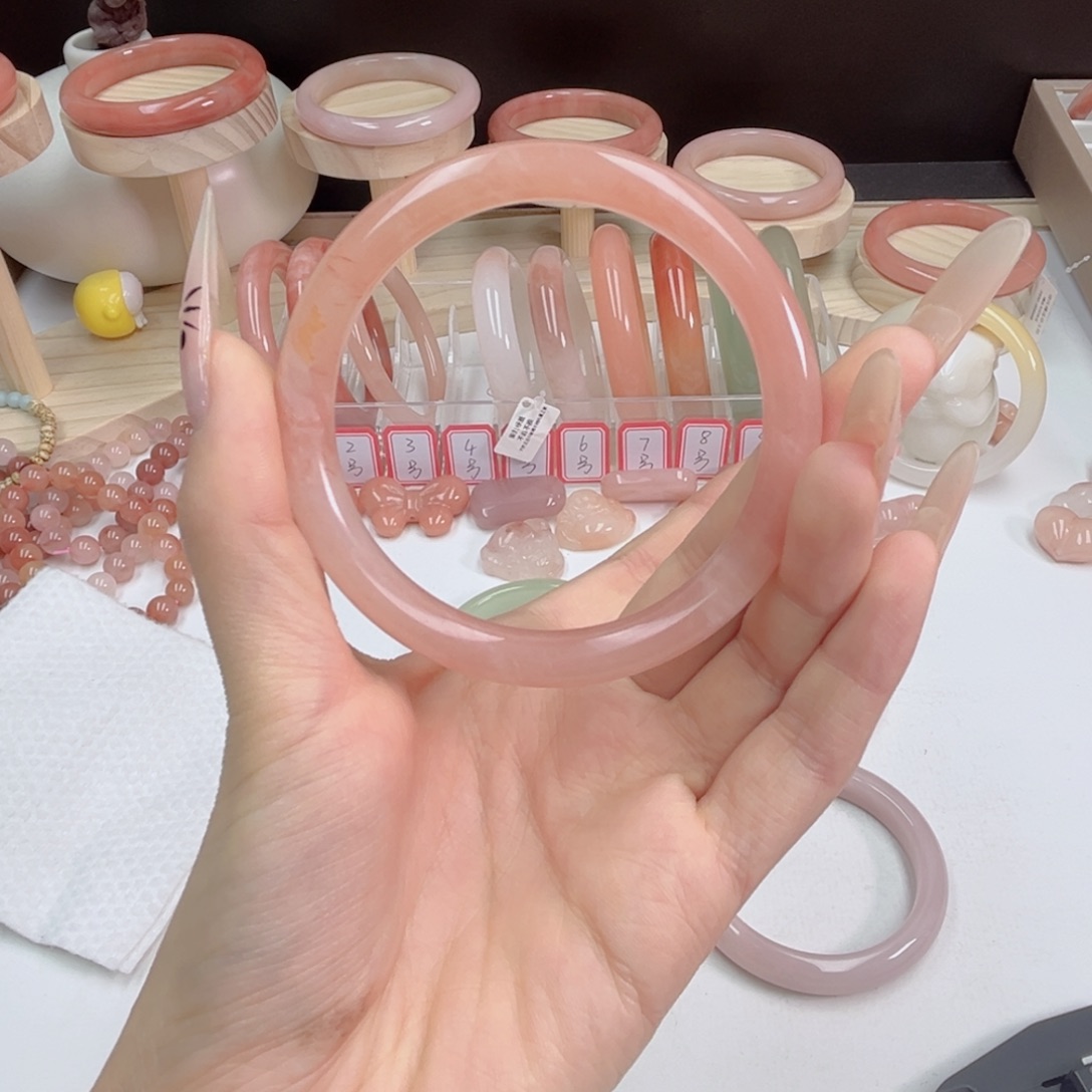 安***石英质玉未镶嵌手镯