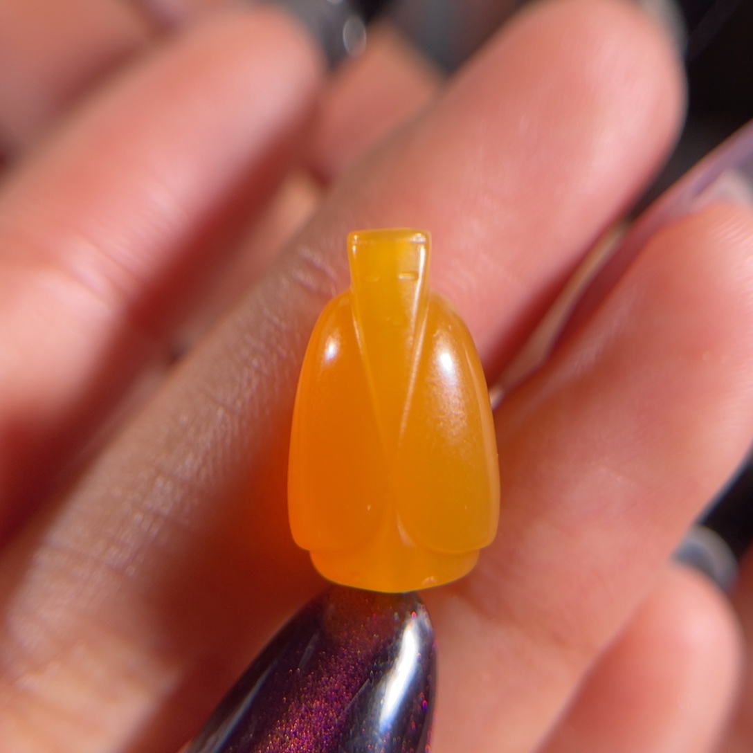 石英质玉（黄龙玉）缅黄 翁仲未镶嵌不退不换