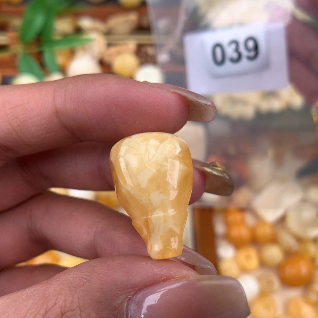 琥珀珠宝奇石未镶嵌15